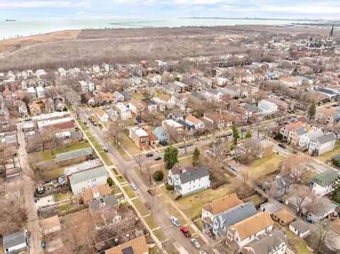 View/Area - 3011 E 80th St, Chicago, IL 60617 photo 2 of 4