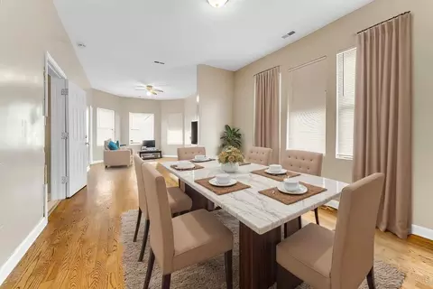 Dining - 3011 E 80th St, Chicago, IL 60617 photo 4 of 6