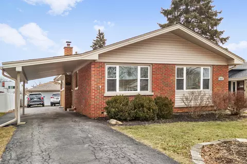 249 N Craig Pl, Lombard, IL 60148