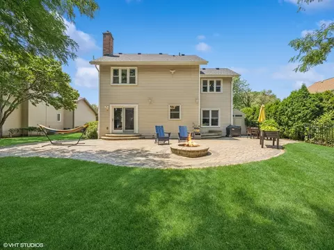 Exterior - 651 Garth Rd, Wheeling, IL 60090 photo 3 of 3