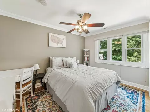 Bedroom - 651 Garth Rd, Wheeling, IL 60090 photo 2 of 3