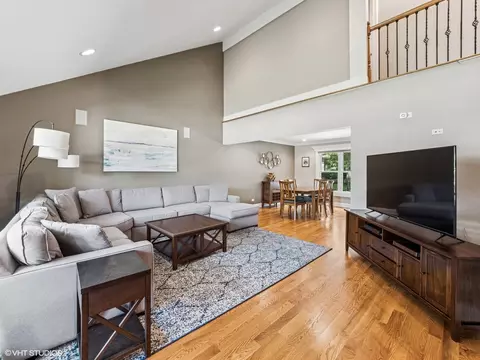 Living - 651 Garth Rd, Wheeling, IL 60090 photo 1 of 4