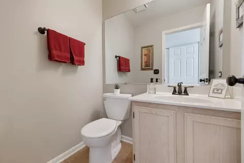 6151 Golfview Dr, Gurnee, IL 60031 photo 12