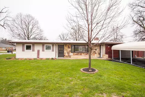 1114 E Lafayette St, Bloomington, IL 61701