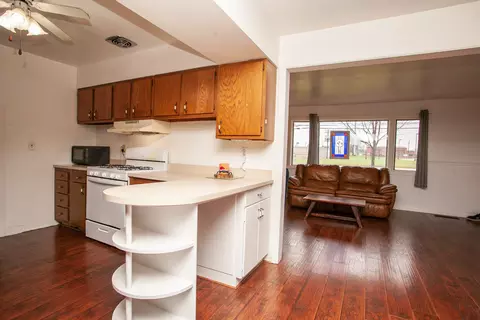 Kitchen - 1114 E Lafayette St, Bloomington, IL 61701 photo 2 of 3