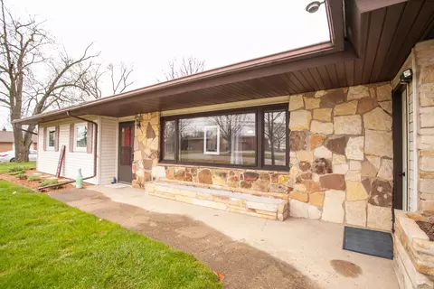Other - 1114 E Lafayette St, Bloomington, IL 61701 photo 9 of 10