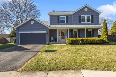 2305 Hartford Ct, Naperville, IL 60565