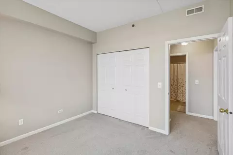 Bedroom - 3100 Town Square Dr #308, Rolling Meadows, IL 60008 photo 4 of 4