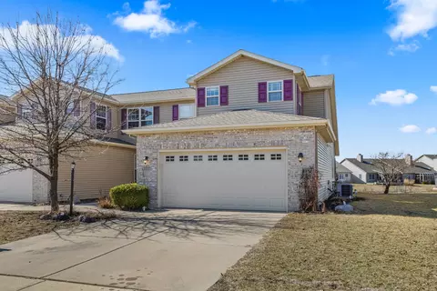 2517 Pembrook Pt, Champaign, IL 61821