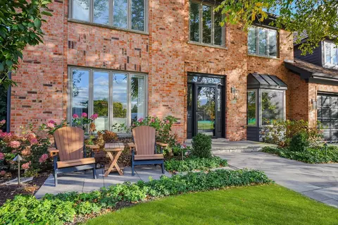 Exterior - 24 Winners Cup Cir, Wheaton, IL 60189 photo 2 of 9