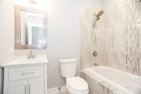 Bath - 624 E 90th Pl, Chicago, IL 60619 photo 1 of 4