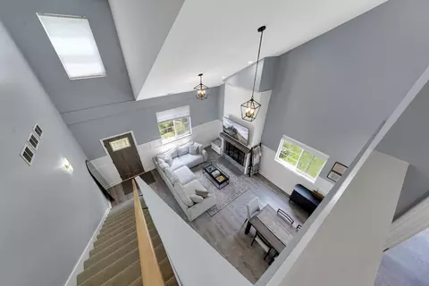 Entry Way - 228 Juneway Ter, Lake Bluff, IL 60044 photo 1 of 1