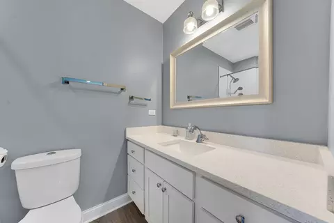 Bath - 228 Juneway Ter, Lake Bluff, IL 60044 photo 3 of 3