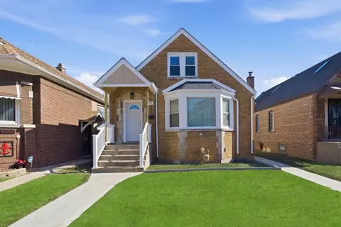 8351 S Marshfield Ave, Chicago, IL 60620