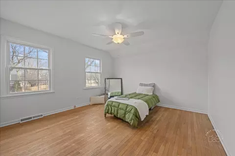108 E 14th Ave, Naperville, IL 60563 photo 27