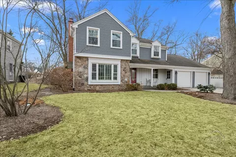 108 E 14th Ave, Naperville, IL 60563