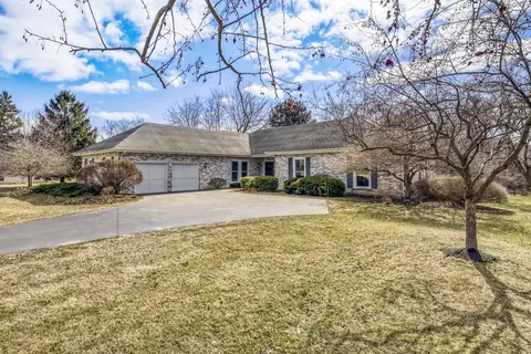 2113 Greenock St, Inverness, IL 60067