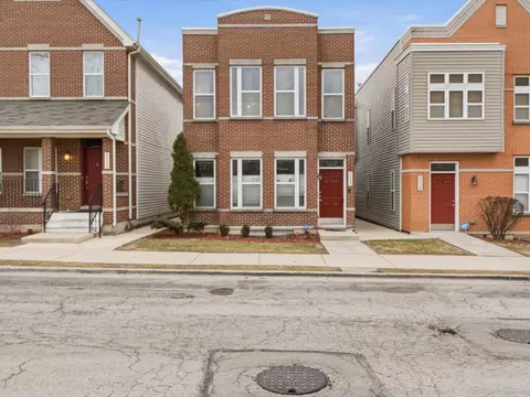 5355 W Galewood Ave #B, Chicago, IL 60639