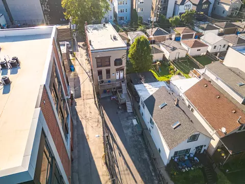 2014 N Whipple St, Chicago, IL 60647