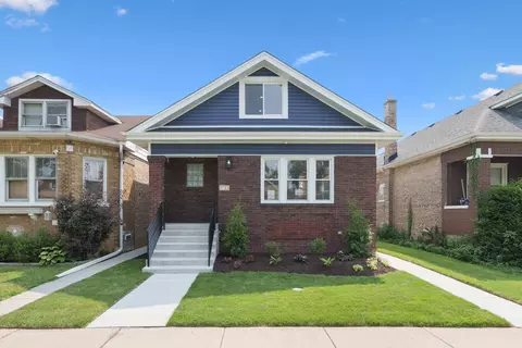 2733 Wesley Ave, Berwyn, IL 60402