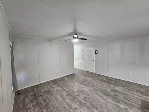 303 N Marion St, Centralia, IL 62801 photo 10