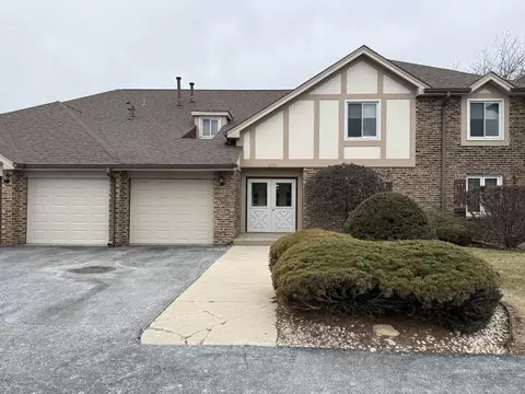 15726 Orlan Brook Dr #195, Orland Park, IL 60462