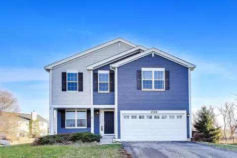 1749 Serenity Ct, Antioch, IL 60002