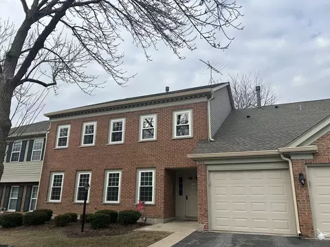1252 Beechwood Ct #1C, Schaumburg, IL 60193