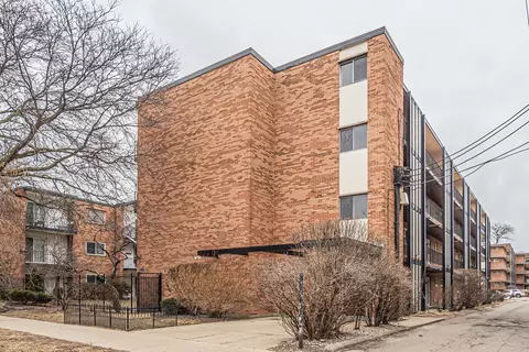 6961 N Oakley Ave #304, Chicago, IL 60645