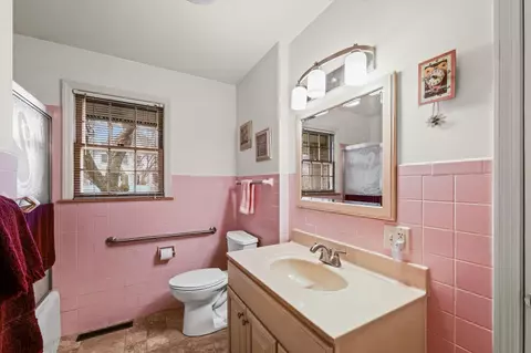 Bath - 901 W Healey St, Champaign, IL 61821 photo 1 of 2