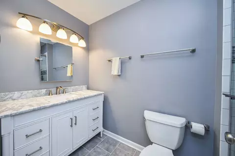 Bath - Undisclosed, Wheaton, IL 60187 photo 1 of 3