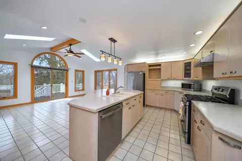 Kitchen - Undisclosed, Wheaton, IL 60187 photo 1 of 2