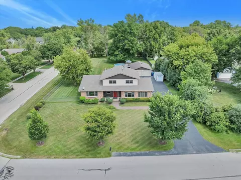 5701 Walnut Ave, Downers Grove, IL 60516