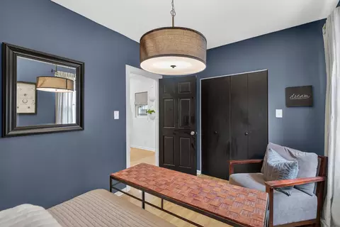 Bedroom - 4615 W Grace St, Chicago, IL 60641 photo 3 of 8