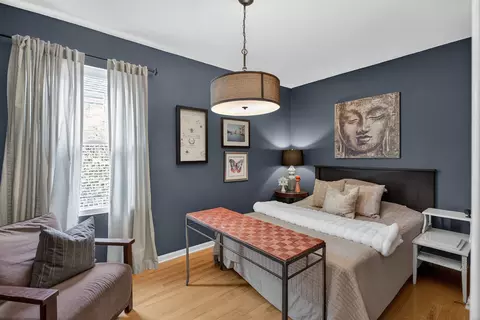 Bedroom - 4615 W Grace St, Chicago, IL 60641 photo 1 of 8