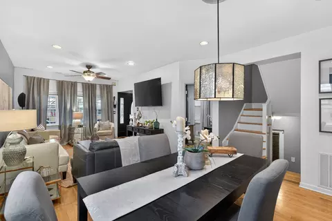 Dining - 4615 W Grace St, Chicago, IL 60641 photo 2 of 5