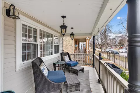 Exterior - 4615 W Grace St, Chicago, IL 60641 photo 3 of 6