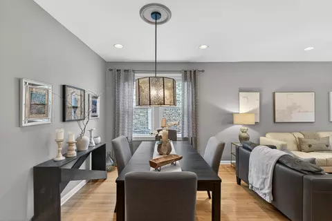 Dining - 4615 W Grace St, Chicago, IL 60641 photo 1 of 5