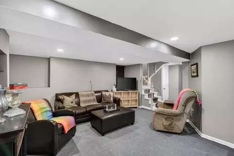 Other - 4615 W Grace St, Chicago, IL 60641 photo 4 of 11