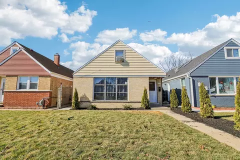 1532 N 39th Ave, Stone Park, IL 60165
