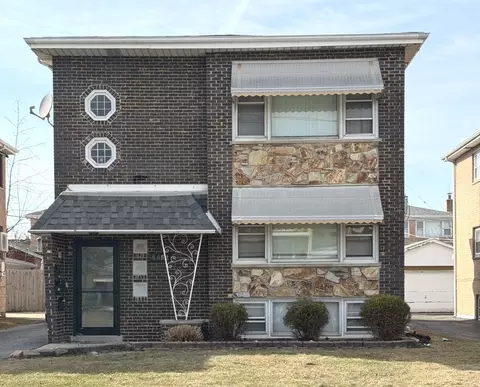 8652 S Leamington St, Burbank, IL 60459