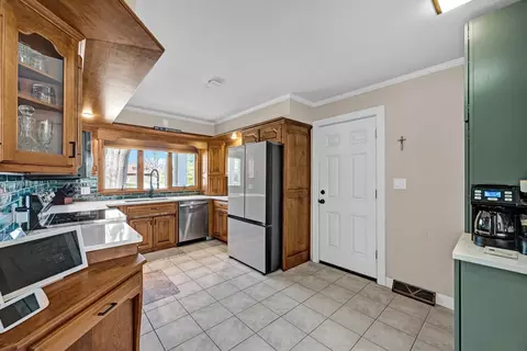 Kitchen - 903 Crestline Dr, Normal, IL 61761 photo 1 of 4