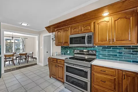 Kitchen - 903 Crestline Dr, Normal, IL 61761 photo 4 of 4