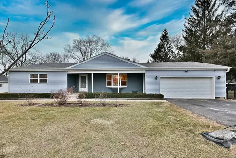 Exterior - 10 N836 Maple St, Elgin, IL 60123 photo 2 of 15
