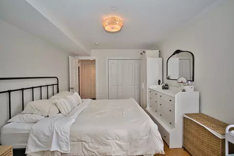 Bedroom - 1314 Main St #2D, Evanston, IL 60202 photo 2 of 2