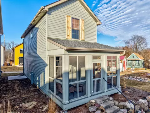 Exterior - 100 Great Loop Dr #48, Ottawa, IL 61350 photo 2 of 7