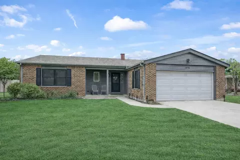 1034 Tamarack Ln, Libertyville, IL 60048