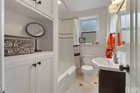 Bath - 601 S 2nd St S, West Dundee, IL 60118 photo 1 of 2