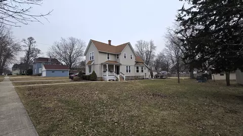 311 S Third St, Peotone, IL 60468 photo 2