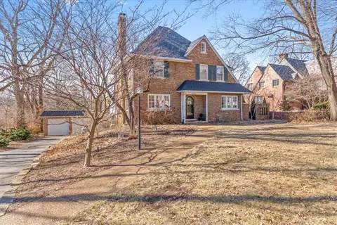 2121 Illini Rd, Springfield, IL 62704 photo 2